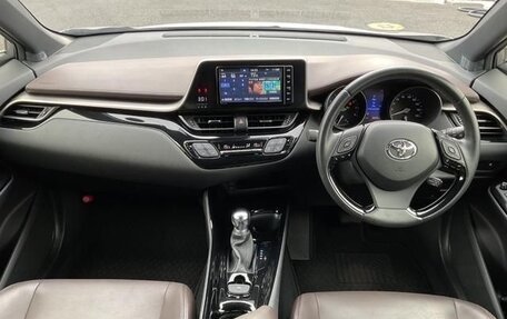 Toyota C-HR I рестайлинг, 2021 год, 1 430 005 рублей, 9 фотография