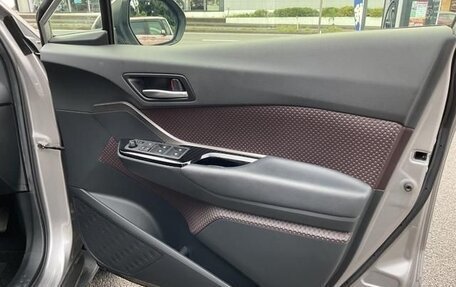 Toyota C-HR I рестайлинг, 2021 год, 1 430 005 рублей, 19 фотография