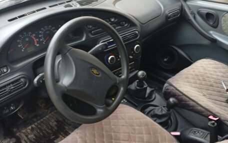 Chevrolet Niva I рестайлинг, 2004 год, 218 000 рублей, 14 фотография