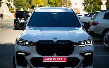 BMW X7, 2021 год, 7 000 000 рублей, 1 фотография