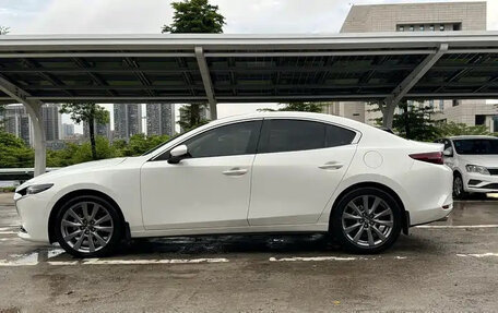 Mazda 3, 2022 год, 1 276 000 рублей, 4 фотография
