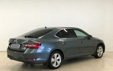 Skoda Superb III рестайлинг, 2016 год, 1 750 000 рублей, 4 фотография