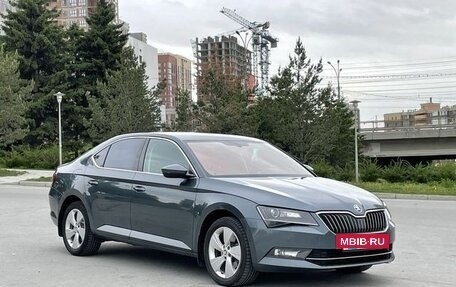 Skoda Superb III рестайлинг, 2016 год, 1 750 000 рублей, 18 фотография