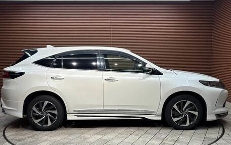 Toyota Harrier, 2017 год, 1 960 005 рублей, 3 фотография