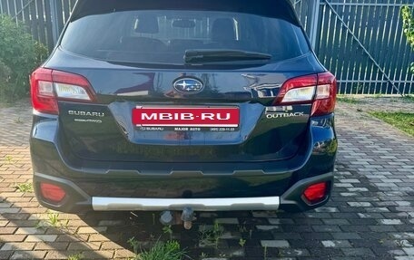 Subaru Outback IV рестайлинг, 2018 год, 2 950 000 рублей, 4 фотография