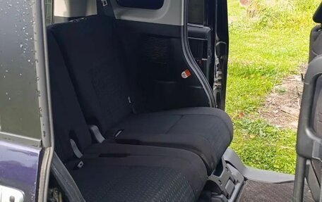 Toyota Roomy I, 2022 год, 1 560 000 рублей, 5 фотография