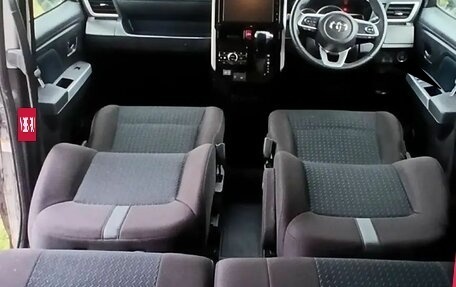 Toyota Roomy I, 2022 год, 1 560 000 рублей, 11 фотография
