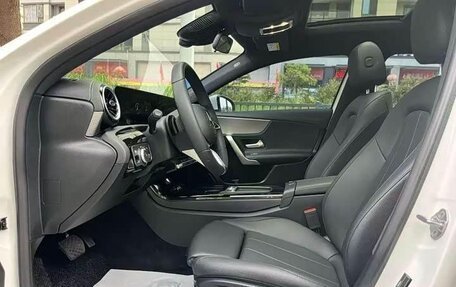 Mercedes-Benz A-Класс, 2023 год, 2 310 000 рублей, 3 фотография