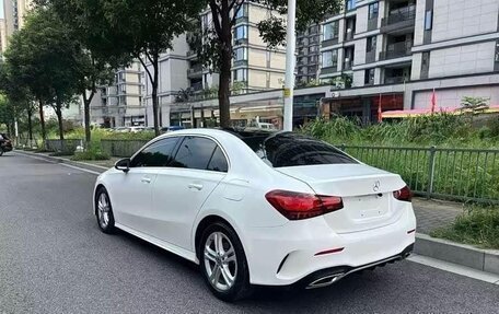 Mercedes-Benz A-Класс, 2023 год, 2 310 000 рублей, 2 фотография