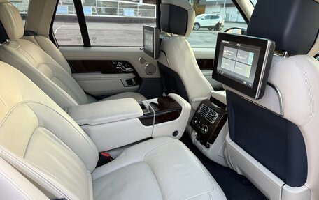 Land Rover Range Rover IV рестайлинг, 2021 год, 11 000 000 рублей, 12 фотография