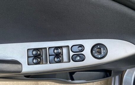 Hyundai Solaris II рестайлинг, 2016 год, 760 000 рублей, 14 фотография