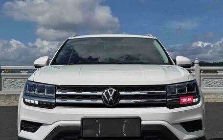 Volkswagen Tharu, 2022 год, 1 687 018 рублей, 2 фотография