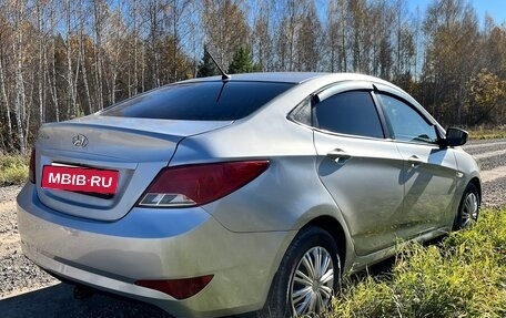 Hyundai Solaris II рестайлинг, 2016 год, 900 000 рублей, 3 фотография