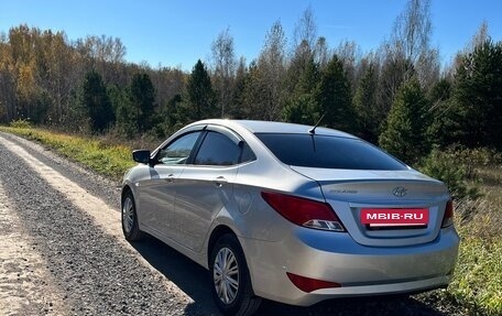Hyundai Solaris II рестайлинг, 2016 год, 900 000 рублей, 6 фотография