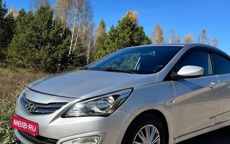 Hyundai Solaris II рестайлинг, 2016 год, 900 000 рублей, 9 фотография