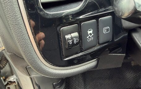 Mitsubishi Outlander III рестайлинг 3, 2014 год, 1 399 000 рублей, 20 фотография