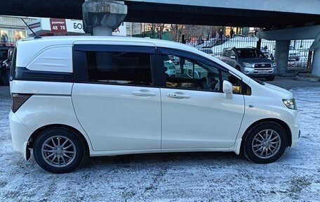 Honda Freed I, 2010 год, 845 000 рублей, 3 фотография