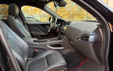 Jaguar F-Pace, 2020 год, 3 900 000 рублей, 27 фотография