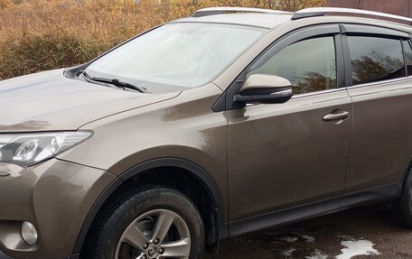 Toyota RAV4, 2014 год, 1 700 000 рублей, 5 фотография