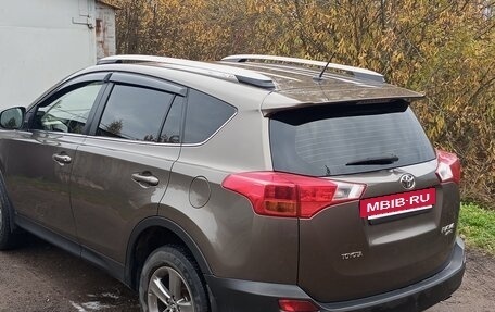 Toyota RAV4, 2014 год, 1 700 000 рублей, 3 фотография