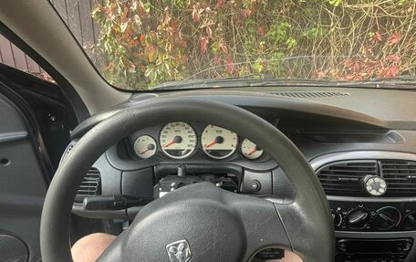 Dodge Neon II, 2003 год, 150 000 рублей, 1 фотография