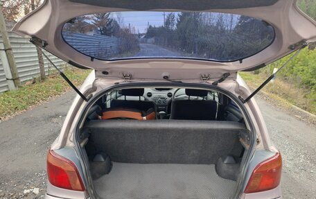 Toyota Vitz, 2000 год, 380 000 рублей, 14 фотография