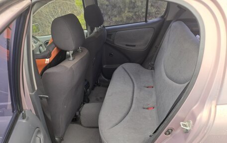 Toyota Vitz, 2000 год, 380 000 рублей, 15 фотография