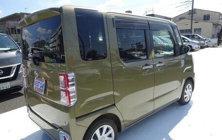 Toyota Pixis Mega, 2022 год, 970 004 рублей, 4 фотография