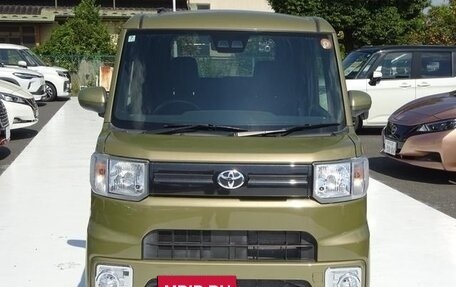 Toyota Pixis Mega, 2022 год, 970 004 рублей, 2 фотография