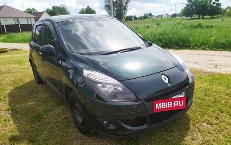 Renault Scenic III, 2010 год, 680 000 рублей, 3 фотография