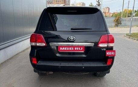 Toyota Land Cruiser 200, 2011 год, 3 070 000 рублей, 2 фотография