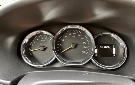 Renault Logan II, 2018 год, 1 000 000 рублей, 13 фотография