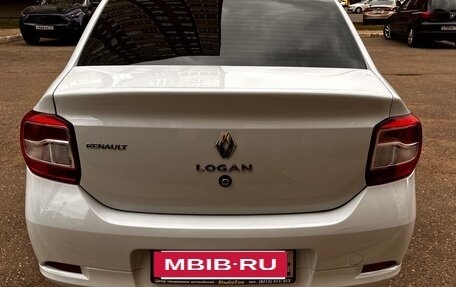 Renault Logan II, 2018 год, 1 000 000 рублей, 4 фотография