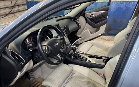 Infiniti Q50 I рестайлинг, 2014 год, 2 000 000 рублей, 8 фотография