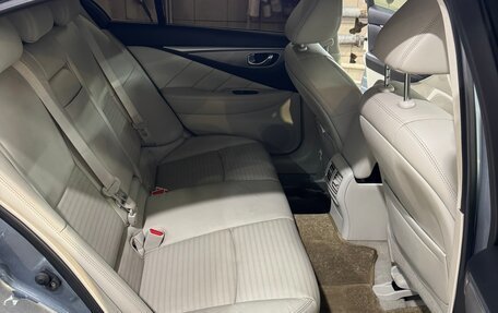 Infiniti Q50 I рестайлинг, 2014 год, 2 000 000 рублей, 11 фотография