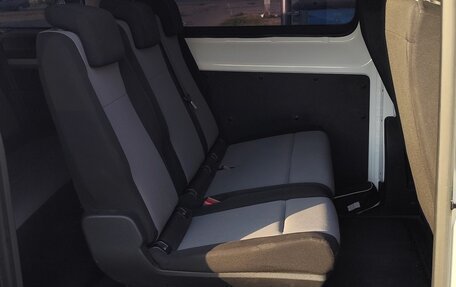 Opel Vivaro, 2020 год, 3 150 000 рублей, 14 фотография