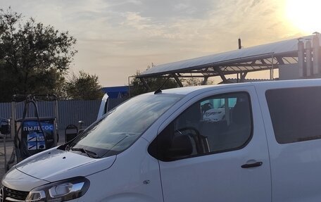 Opel Vivaro, 2020 год, 3 150 000 рублей, 6 фотография