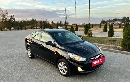 Hyundai Solaris II рестайлинг, 2012 год, 660 000 рублей, 3 фотография