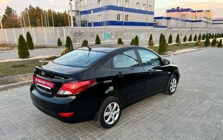Hyundai Solaris II рестайлинг, 2012 год, 660 000 рублей, 5 фотография