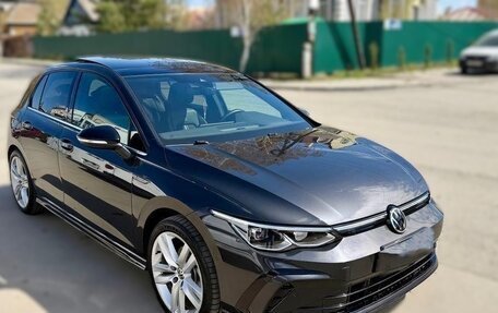 Volkswagen Golf VIII, 2022 год, 2 085 000 рублей, 3 фотография