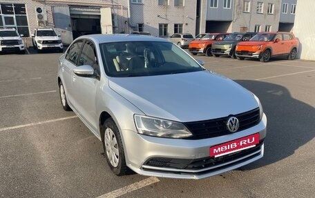 Volkswagen Jetta VI, 2016 год, 1 450 000 рублей, 3 фотография