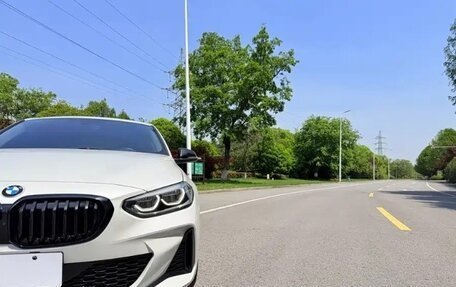 BMW 1 серия, 2022 год, 1 750 000 рублей, 17 фотография