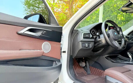 BMW 1 серия, 2022 год, 1 750 000 рублей, 13 фотография