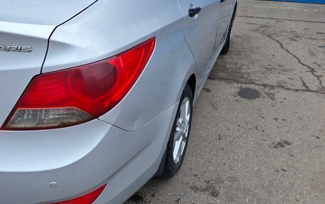 Hyundai Solaris II рестайлинг, 2011 год, 660 000 рублей, 8 фотография