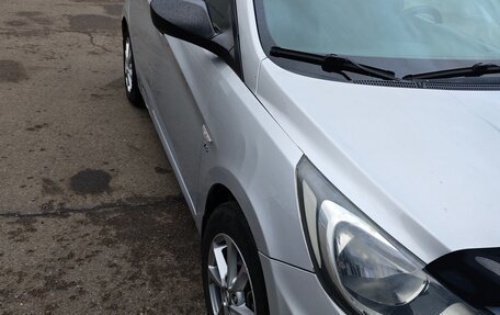 Hyundai Solaris II рестайлинг, 2011 год, 660 000 рублей, 6 фотография