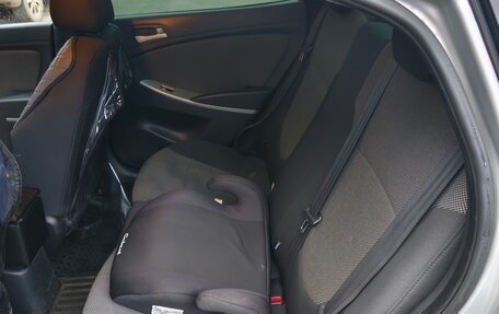 Hyundai Solaris II рестайлинг, 2011 год, 660 000 рублей, 17 фотография