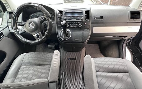Volkswagen Multivan T5, 2015 год, 2 700 000 рублей, 8 фотография