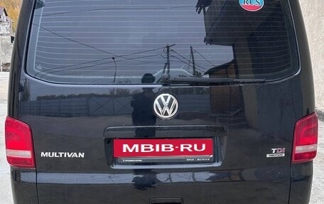 Volkswagen Multivan T5, 2015 год, 2 700 000 рублей, 3 фотография