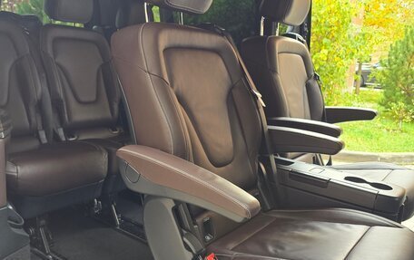 Mercedes-Benz V-Класс, 2016 год, 4 100 000 рублей, 19 фотография