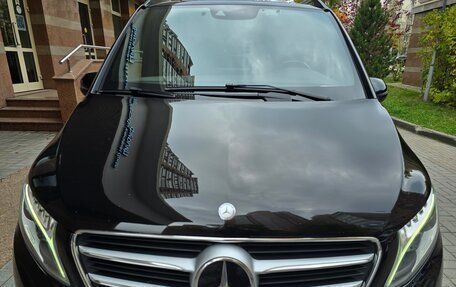 Mercedes-Benz V-Класс, 2016 год, 4 100 000 рублей, 24 фотография